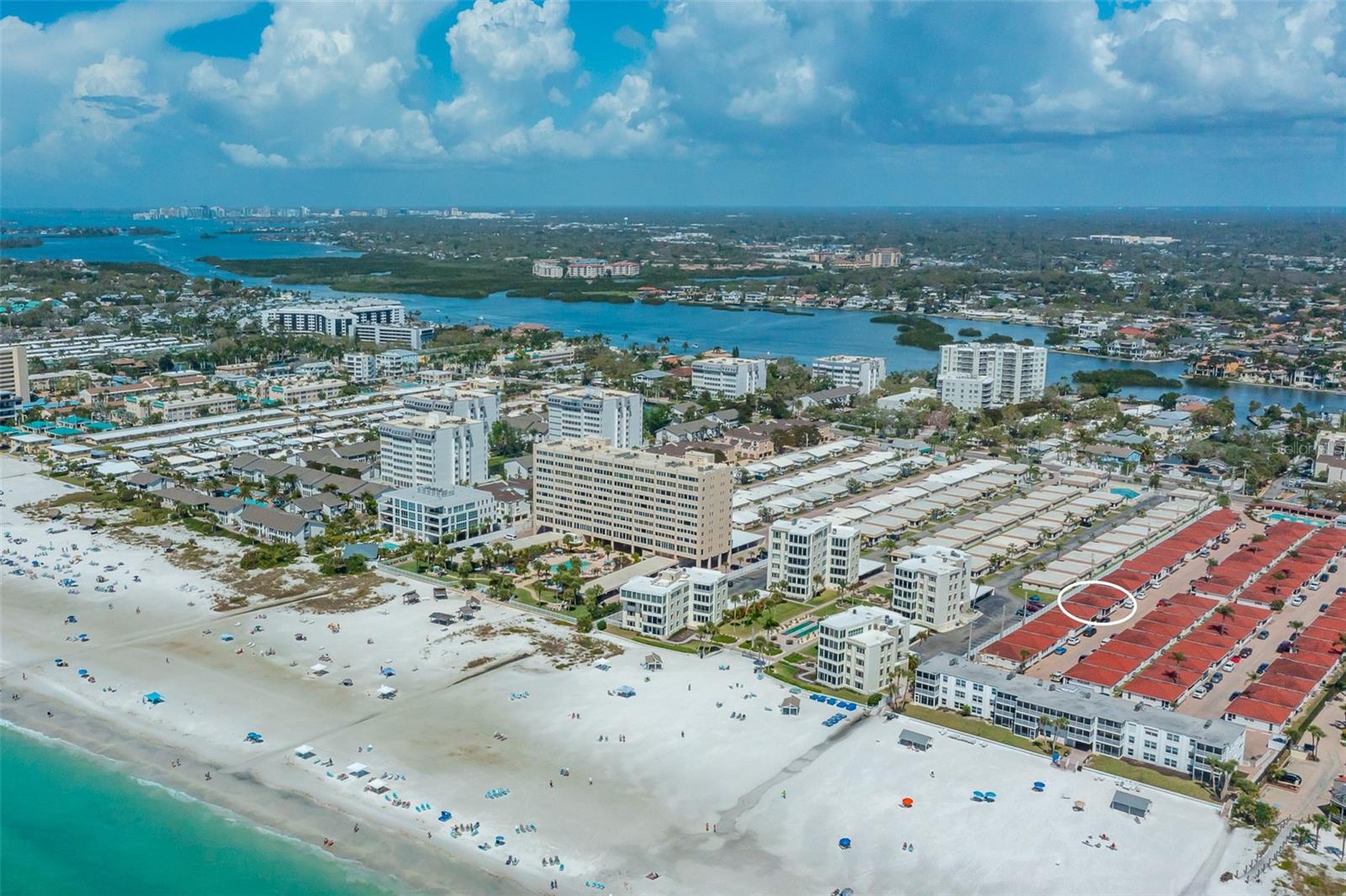 Image 5 of 45 For 6154 Midnight Pass Road A13