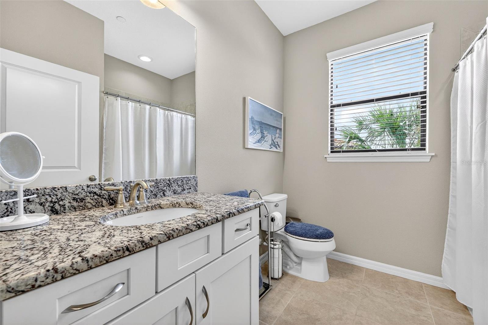 Image 24 of 94 For 12660 Sorrento Way 204