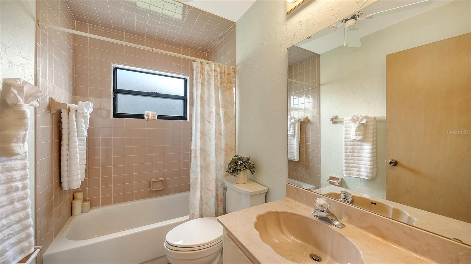 Image 29 of 64 For 5594 Wilde Oak Way