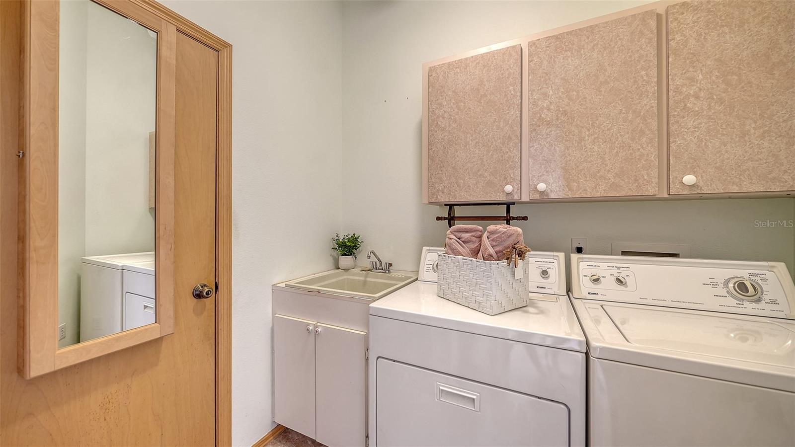 Image 38 of 64 For 5594 Wilde Oak Way