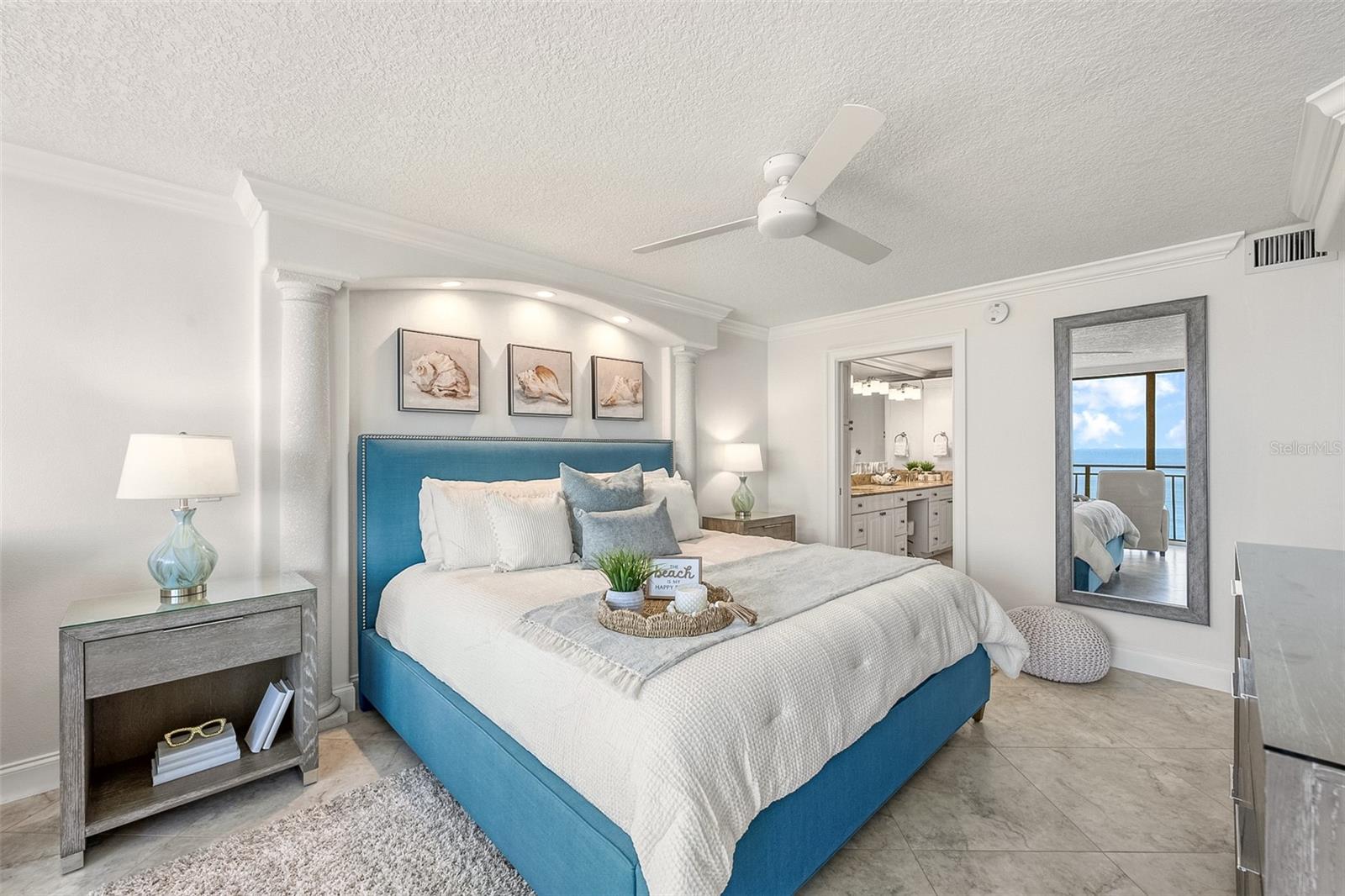 Image 28 of 61 For 20 Whispering Sands Drive 1102