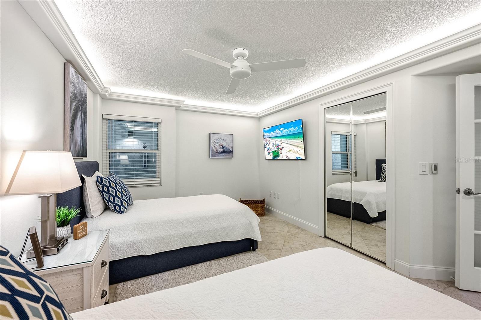 Image 40 of 61 For 20 Whispering Sands Drive 1102