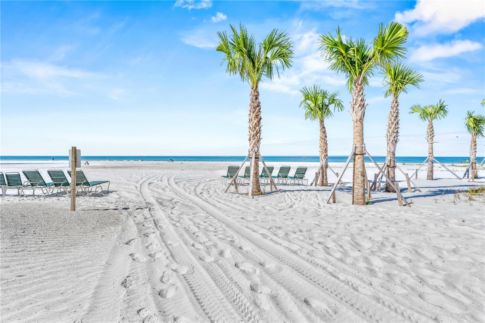 Image 45 of 61 For 20 Whispering Sands Drive 1102