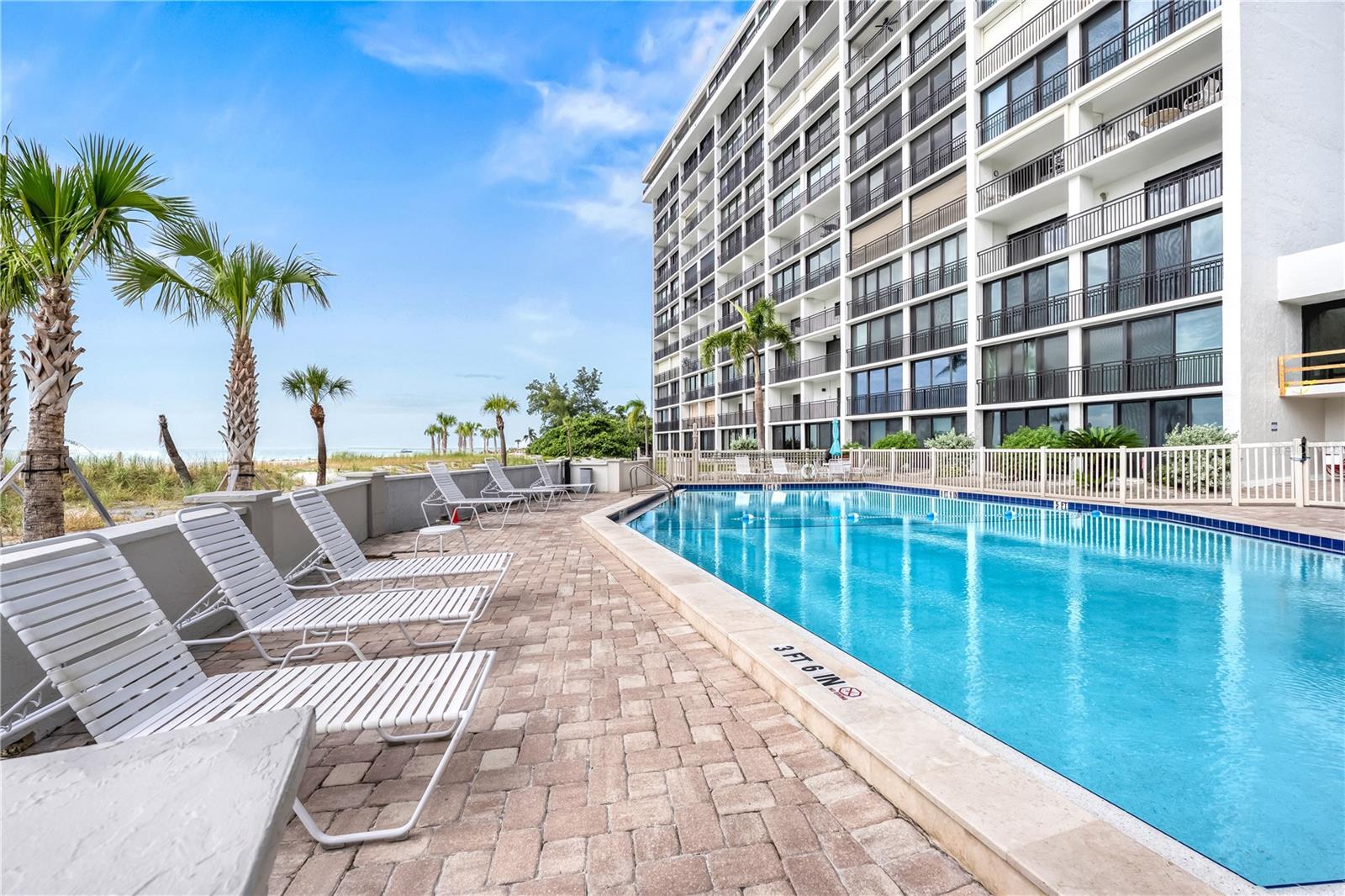 Image 47 of 61 For 20 Whispering Sands Drive 1102