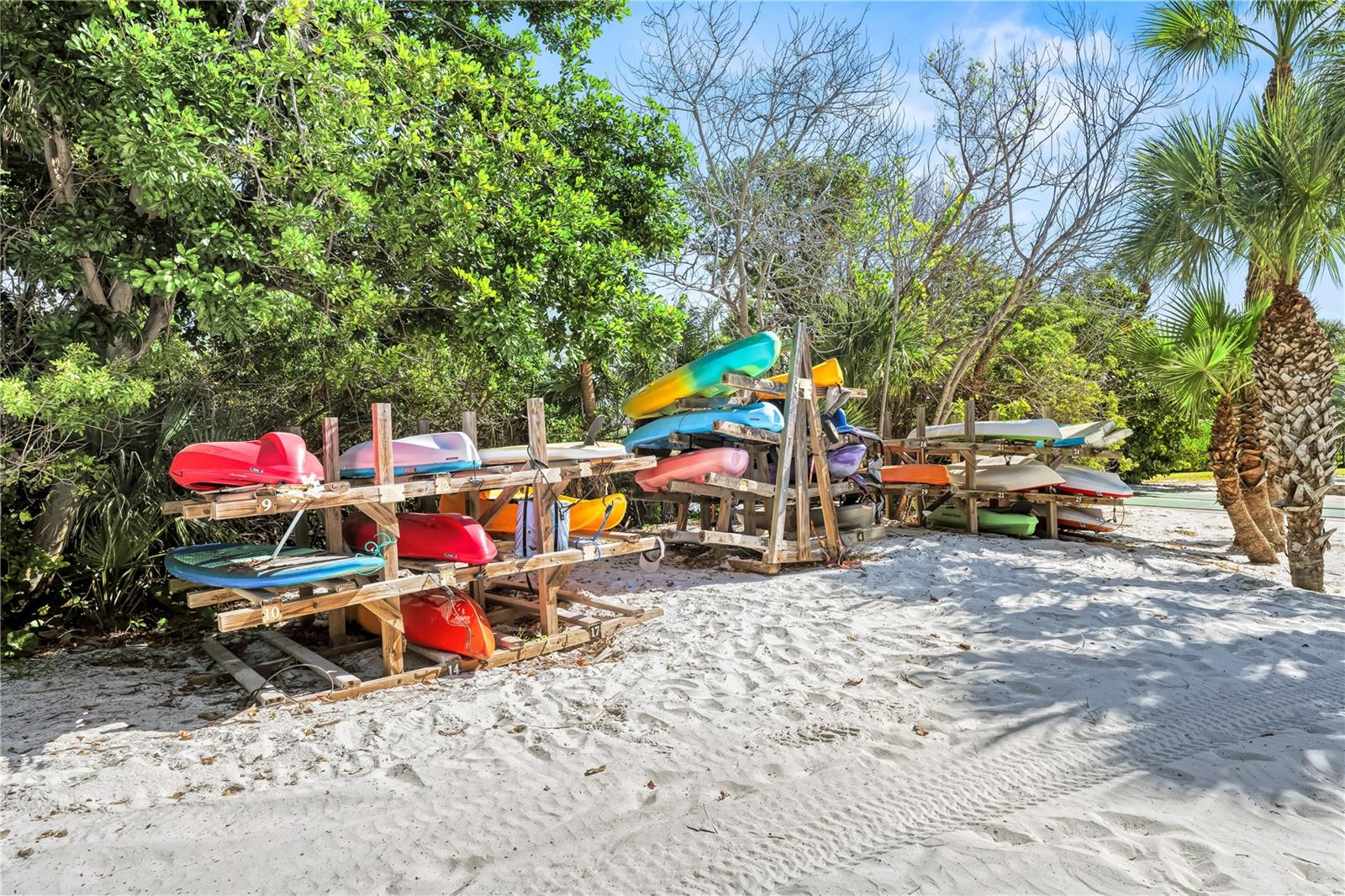 Image 51 of 61 For 20 Whispering Sands Drive 1102