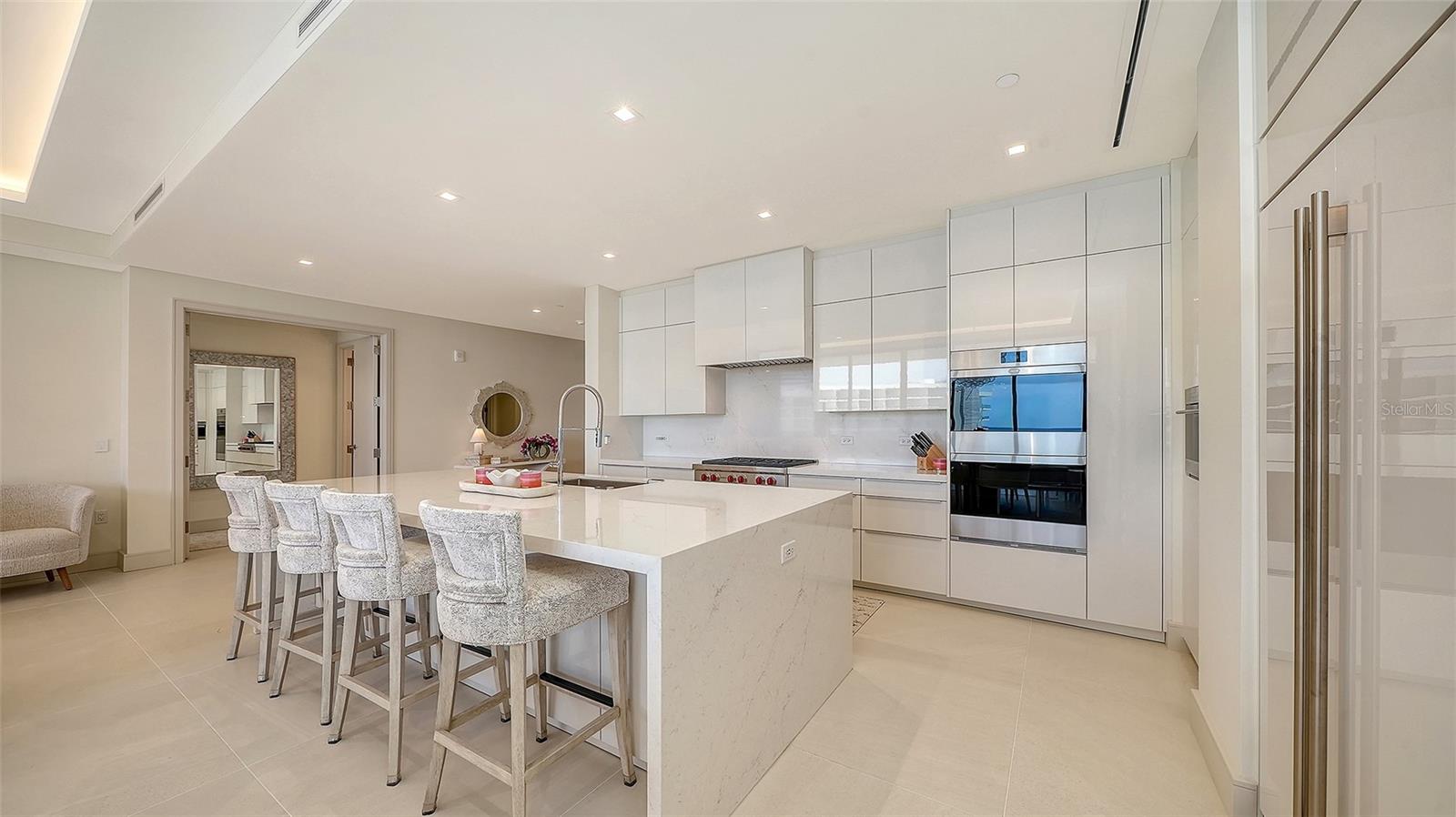 Image 19 of 52 For 1581 Gulf Of Mexico Drive 406