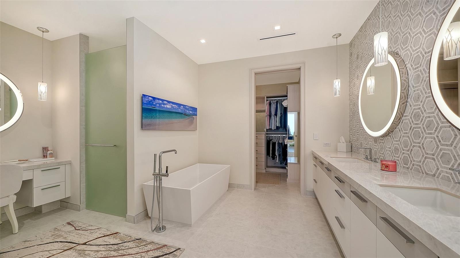 Image 30 of 52 For 1581 Gulf Of Mexico Drive 406