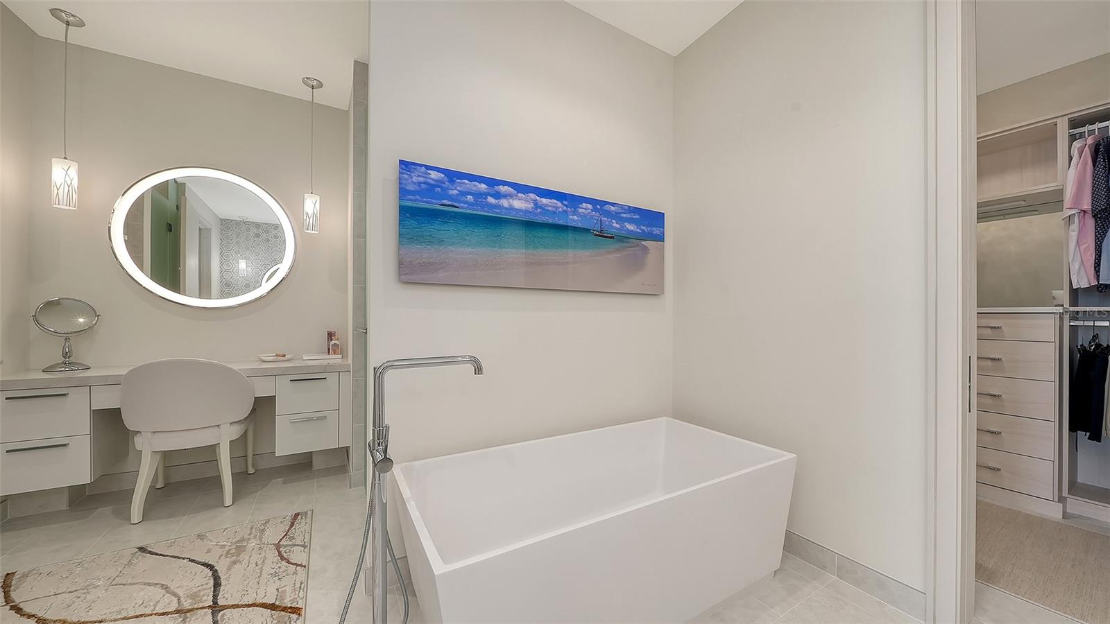 Image 32 of 52 For 1581 Gulf Of Mexico Drive 406