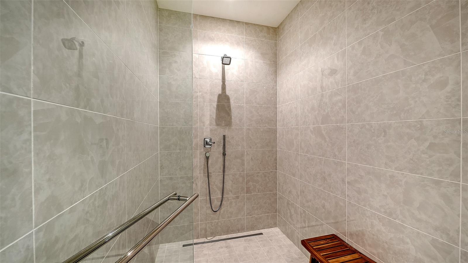 Image 34 of 52 For 1581 Gulf Of Mexico Drive 406