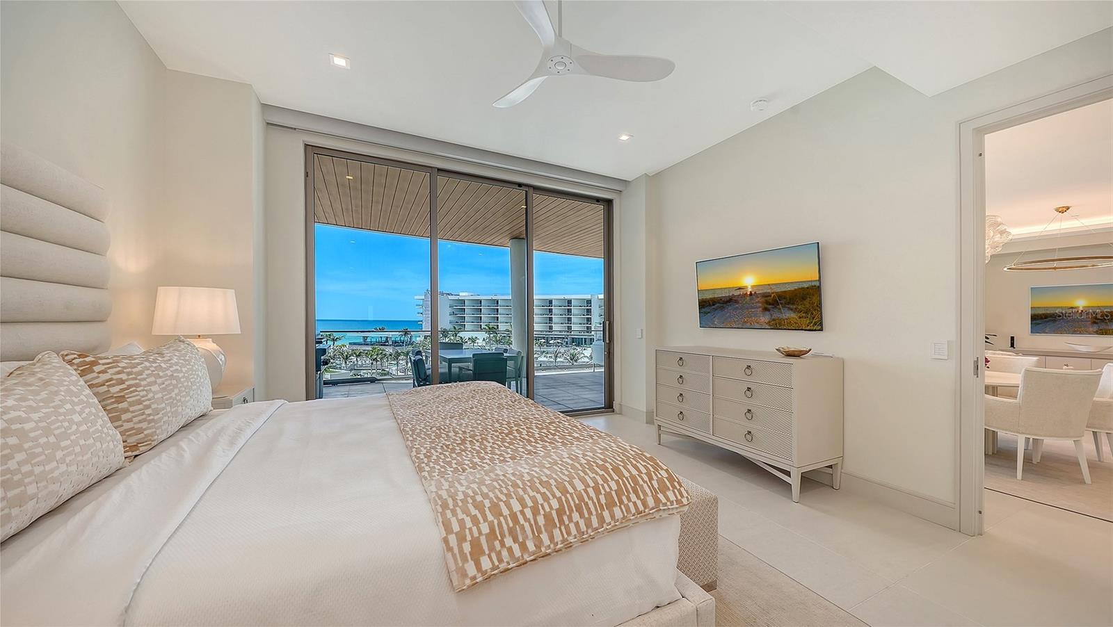 Image 37 of 52 For 1581 Gulf Of Mexico Drive 406