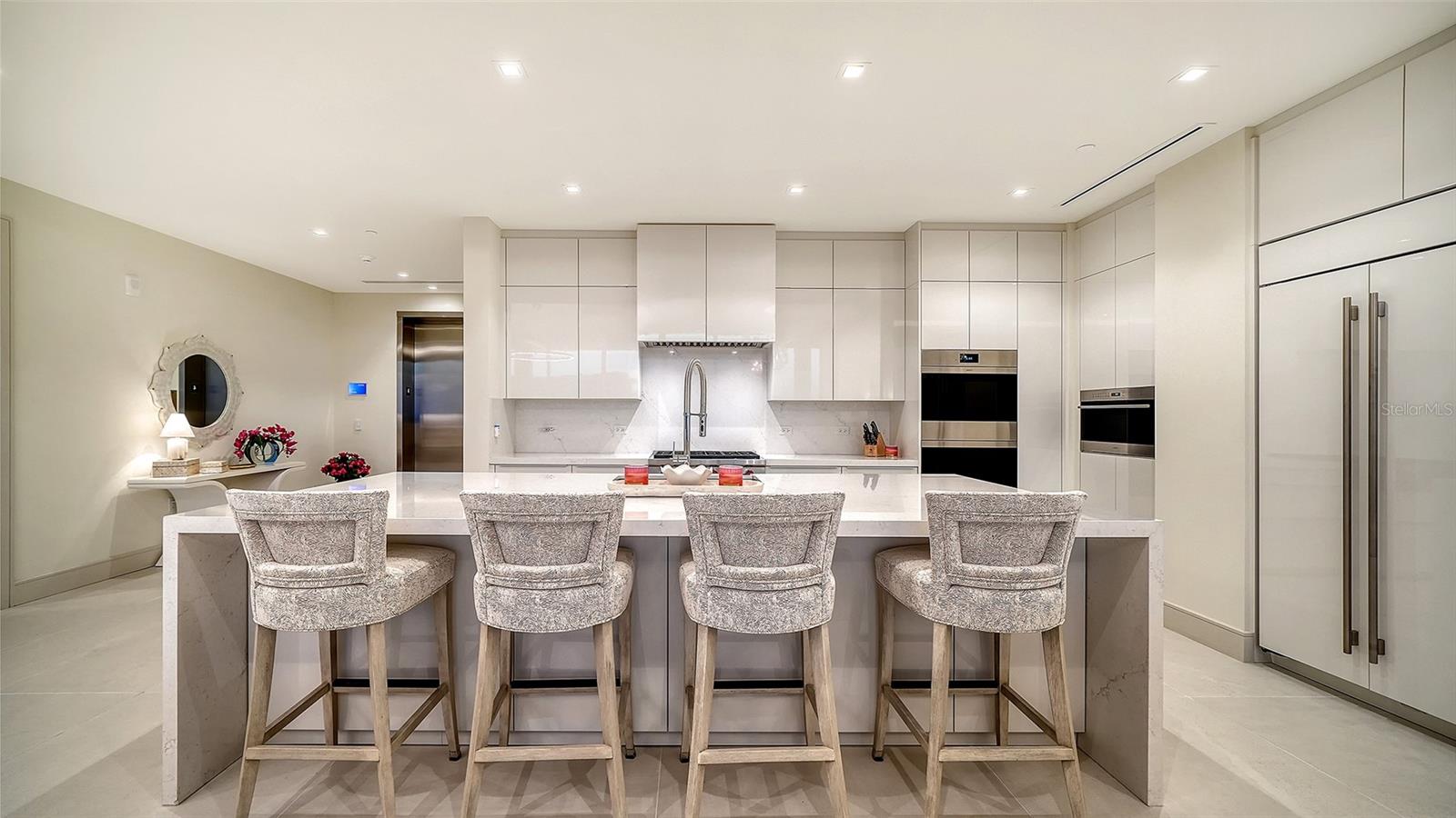 Image 5 of 52 For 1581 Gulf Of Mexico Drive 406