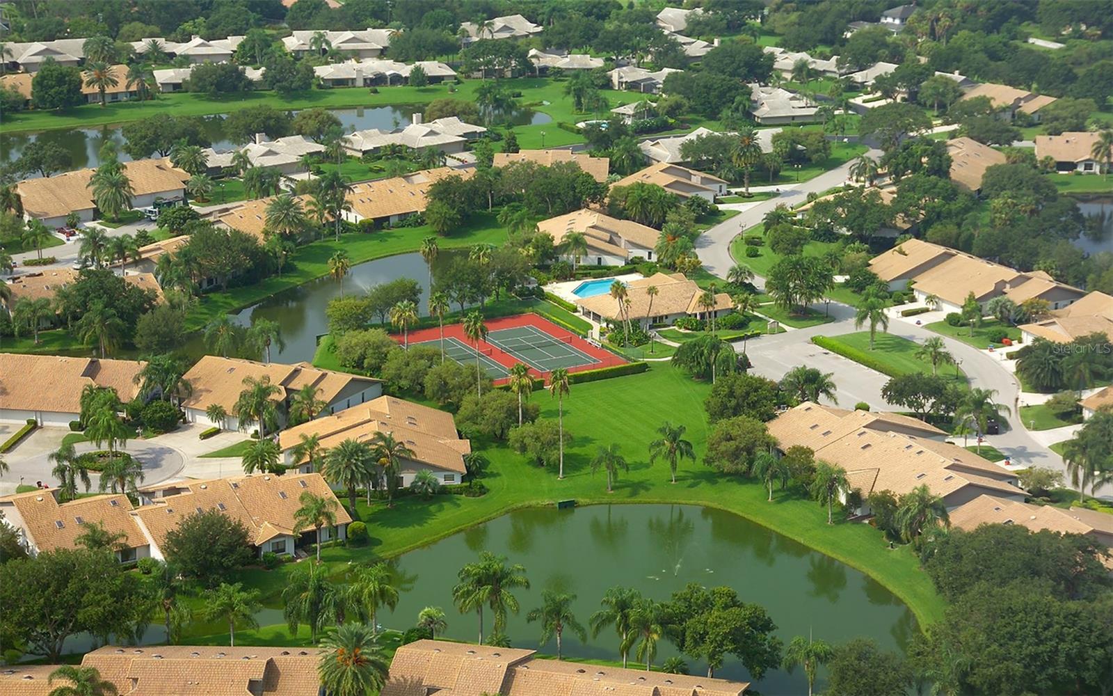 Image 43 of 56 For 3864 Wilshire Circle W 106