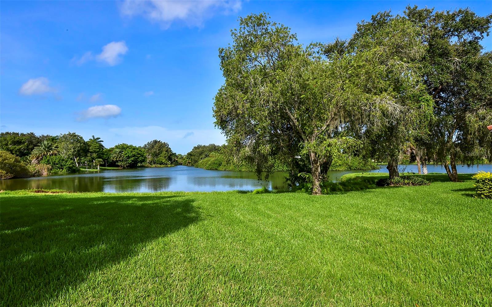 Image 45 of 56 For 3864 Wilshire Circle W 106