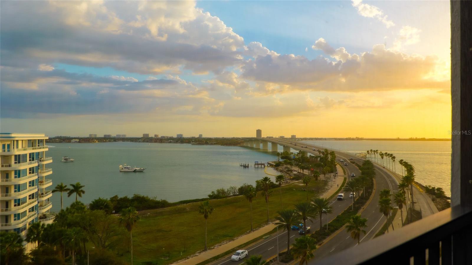 Image 16 of 20 For 11 Sunset Drive  804