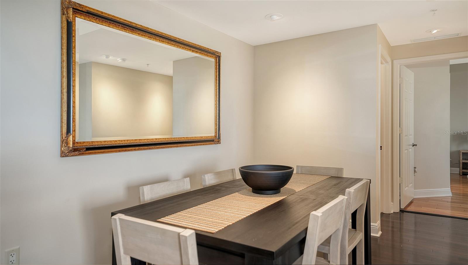 Image 26 of 86 For 100 Central Avenue K817