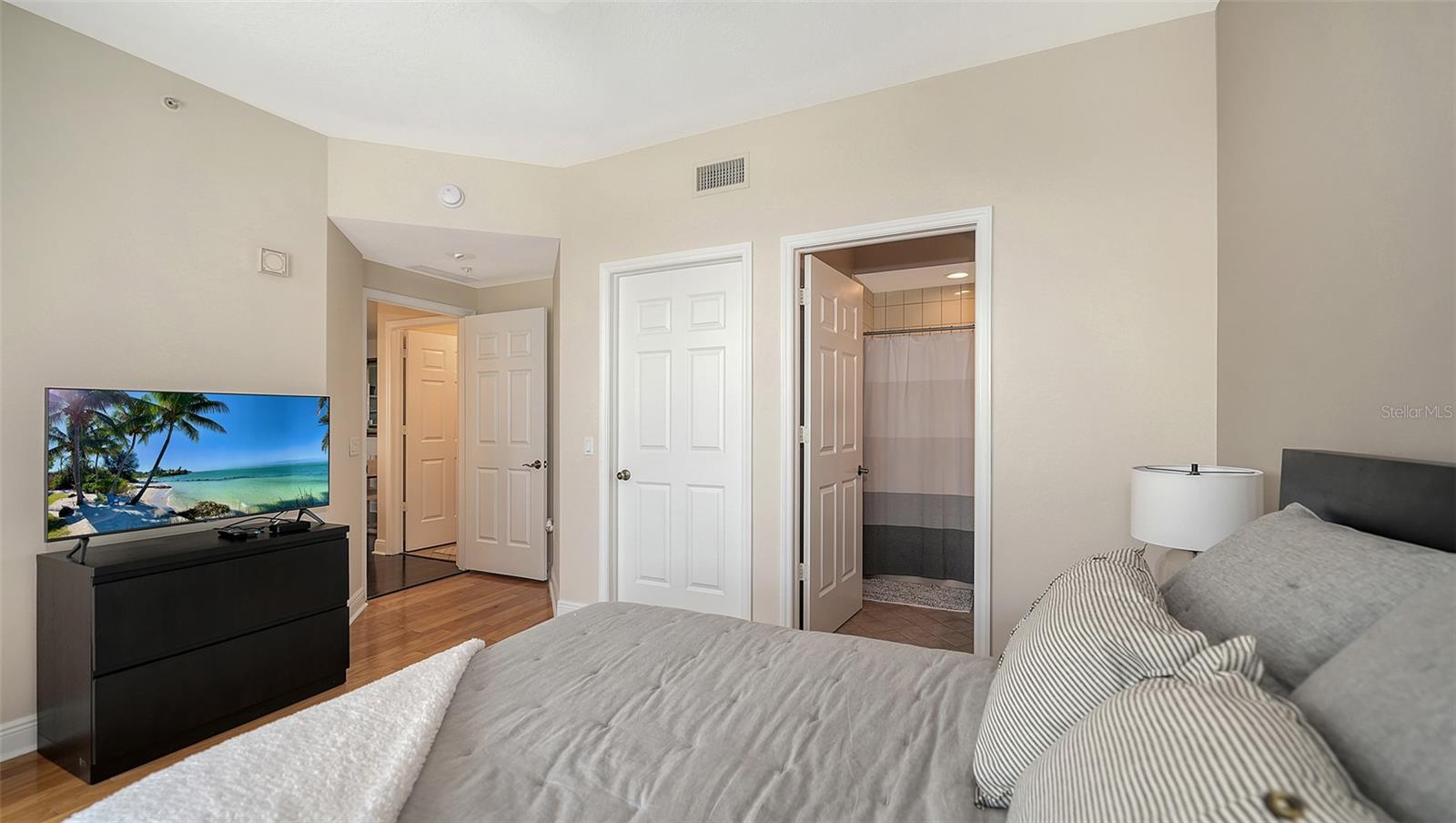 Image 39 of 86 For 100 Central Avenue K817