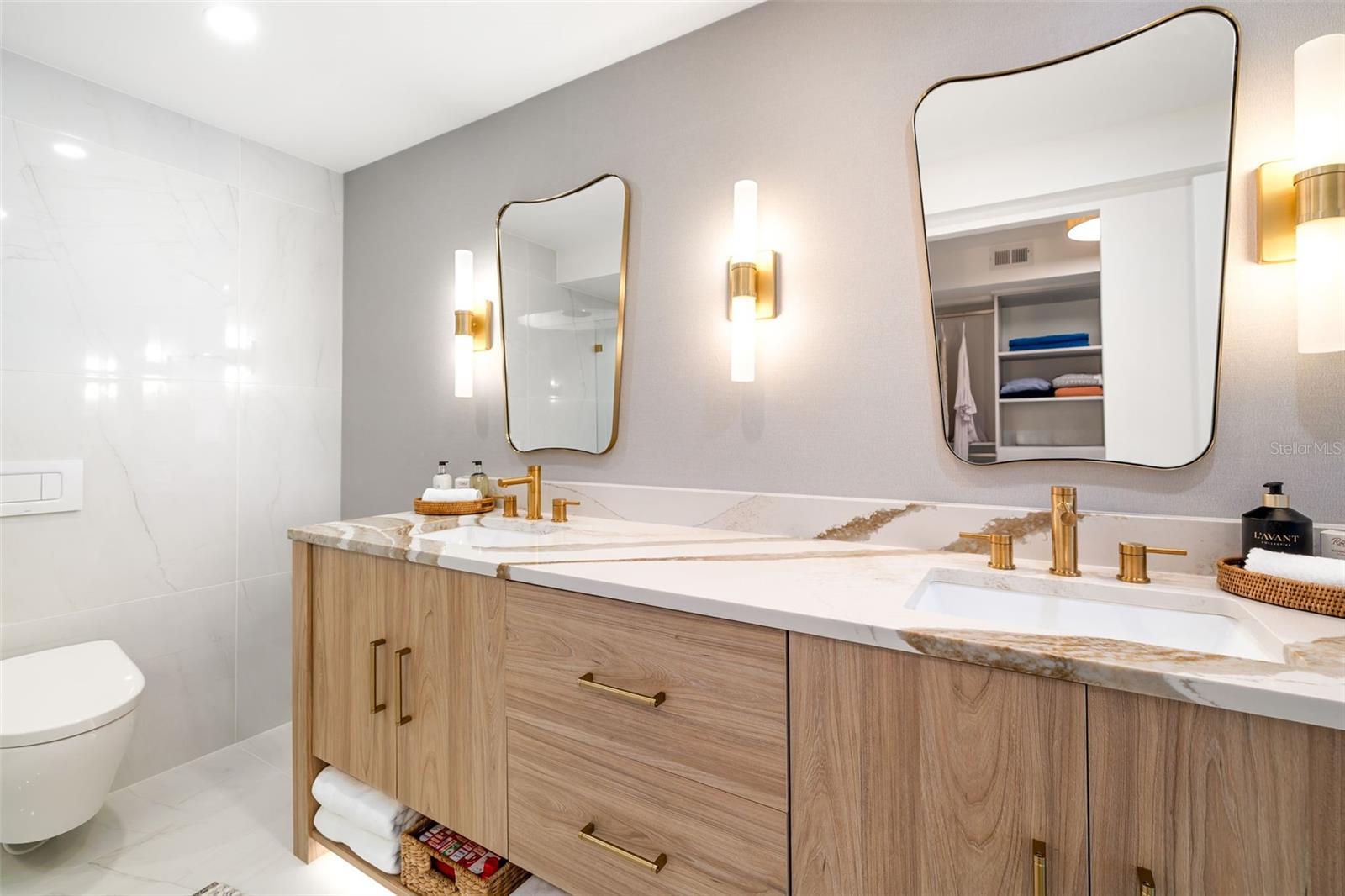 Image 31 of 54 For 19 Whispering Sands Drive 302