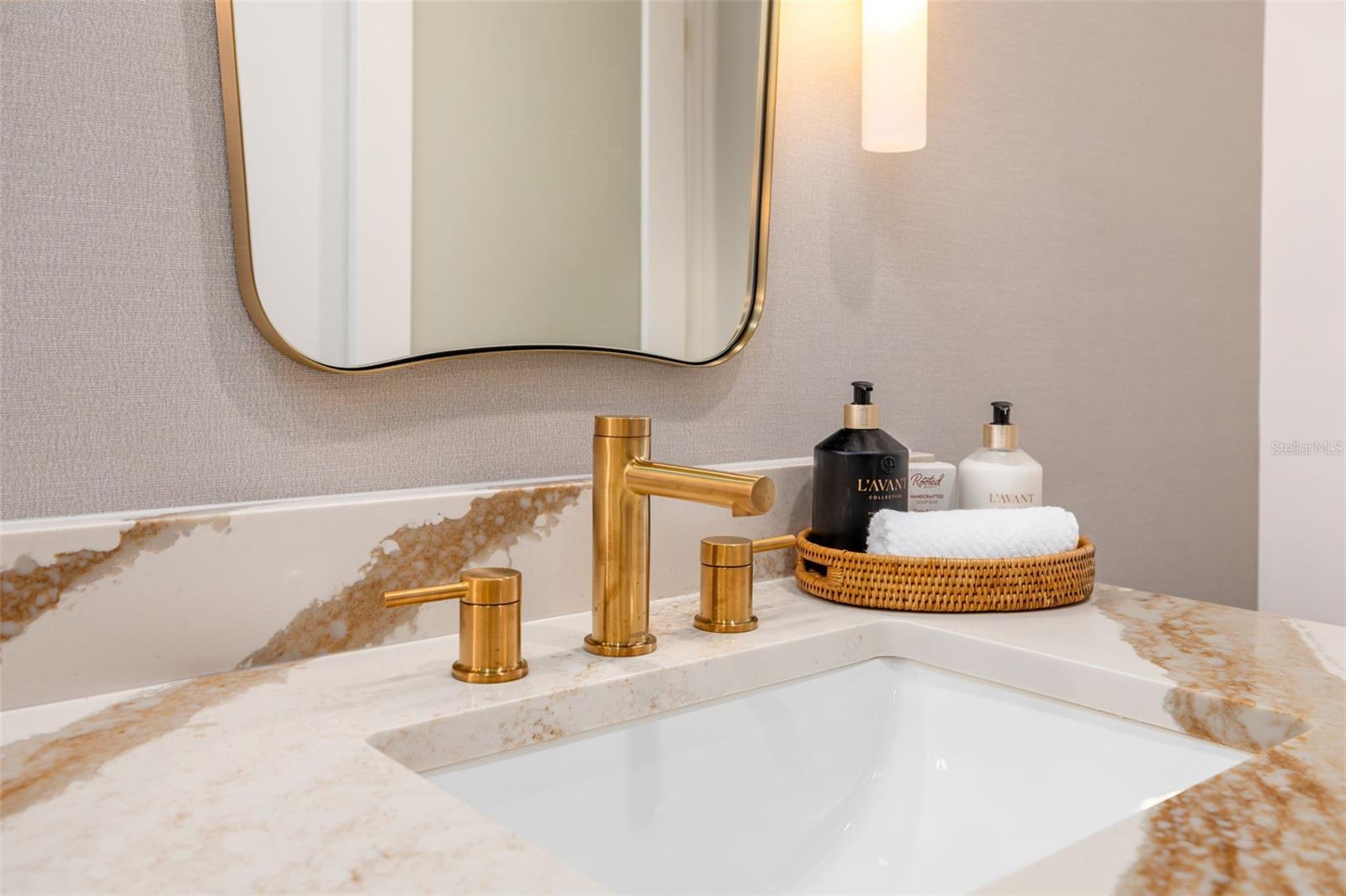 Image 32 of 54 For 19 Whispering Sands Drive 302