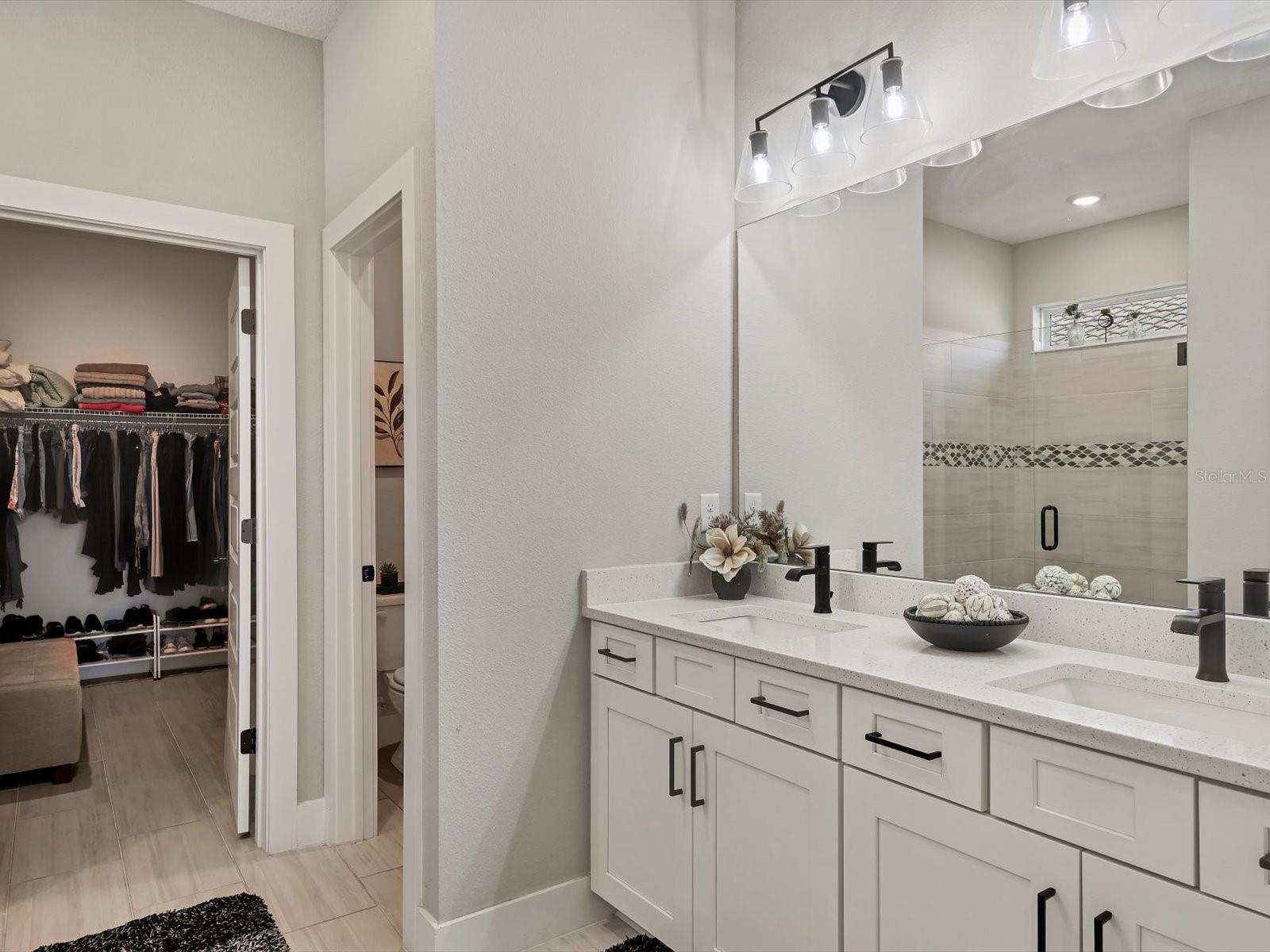 Image 11 of 36 For 13925 Green Hammock Place