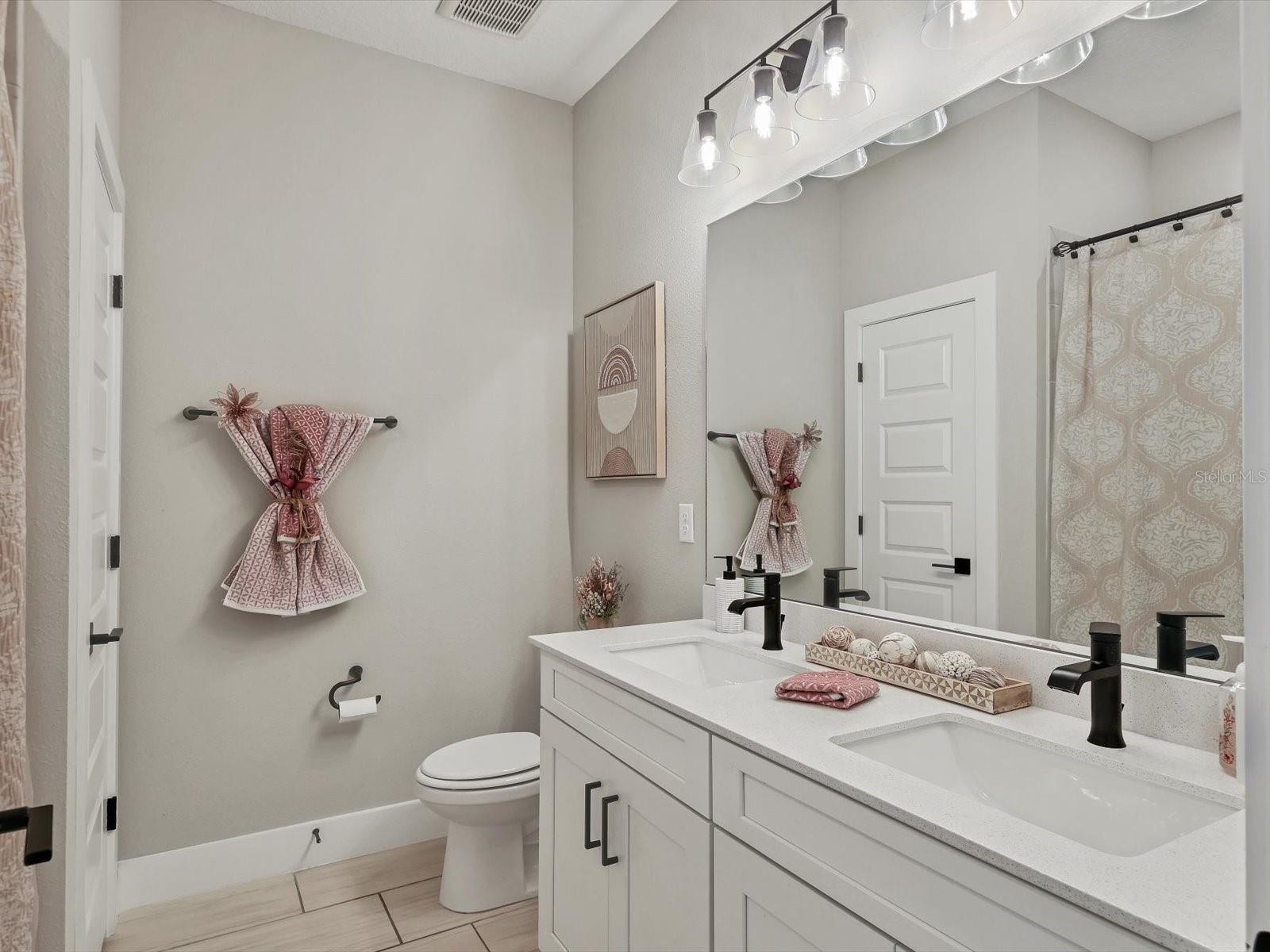 Image 15 of 36 For 13925 Green Hammock Place