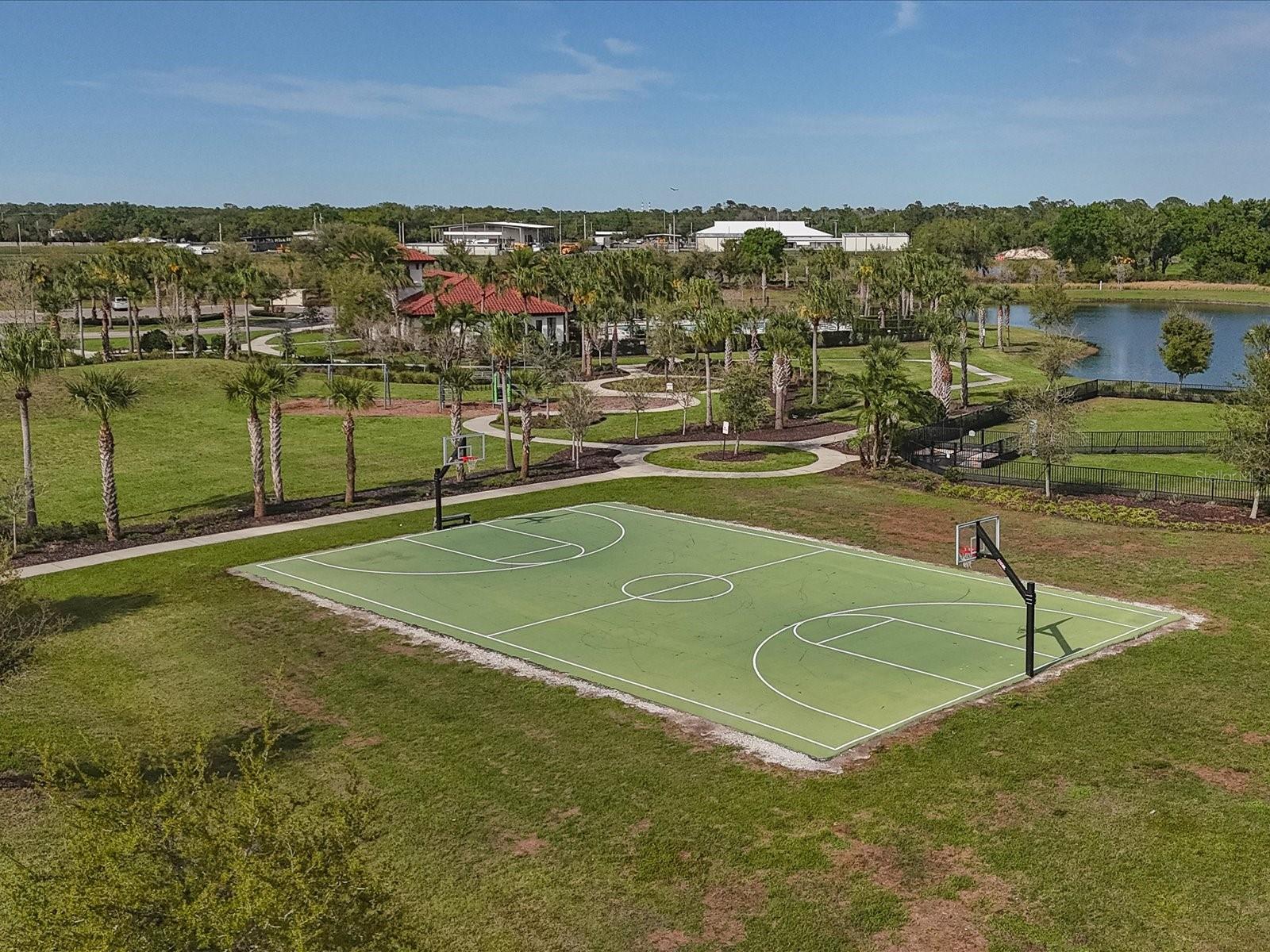 Image 36 of 36 For 13925 Green Hammock Place