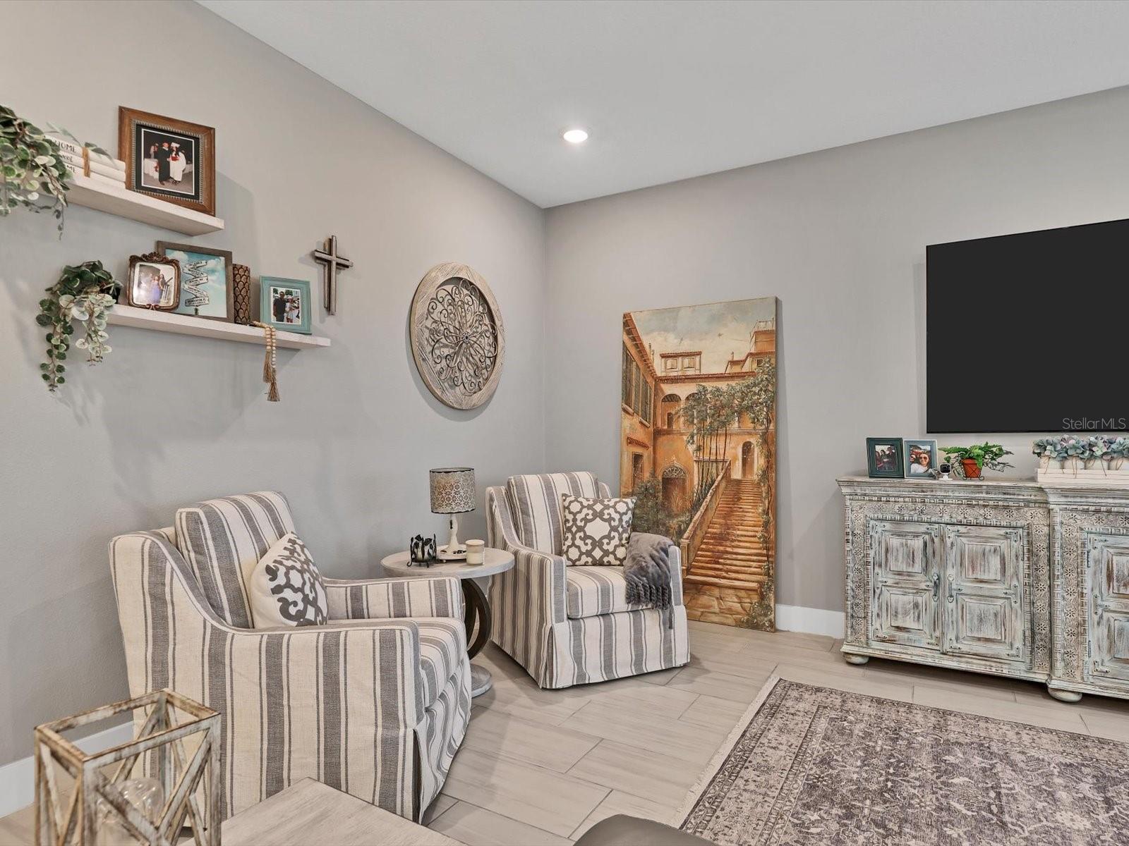 Image 4 of 36 For 13925 Green Hammock Place