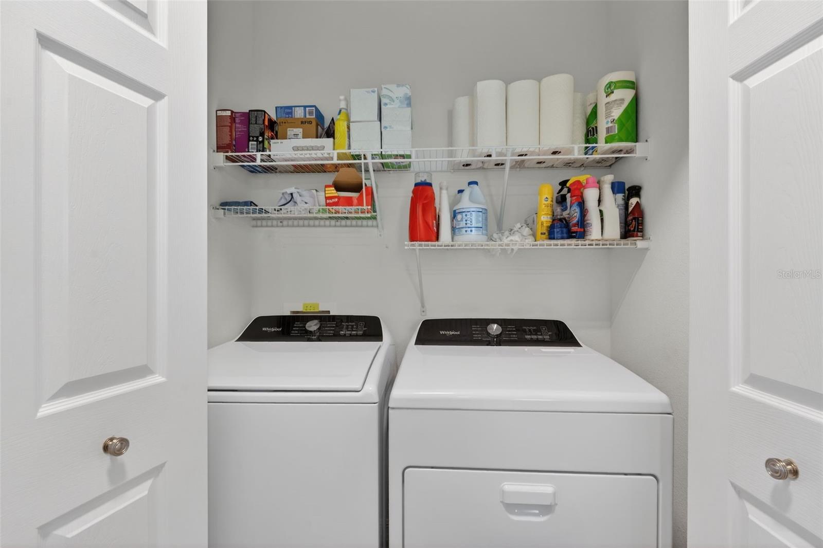 Image 19 of 26 For 5340 Mang Place 1308