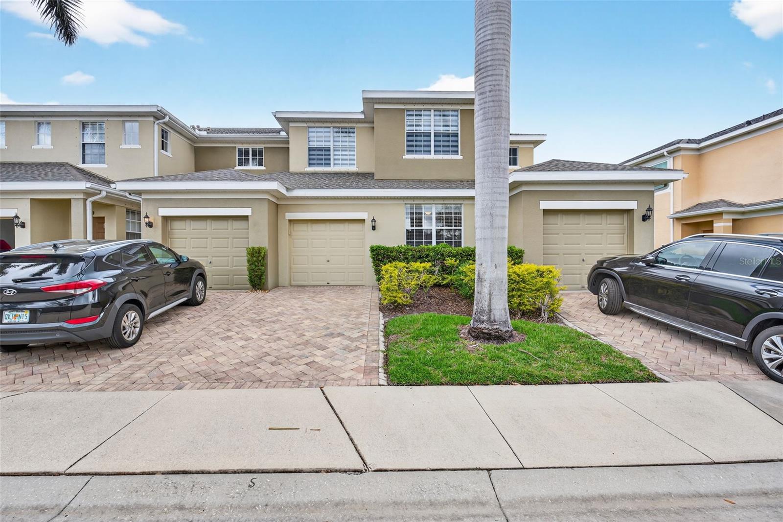 Image 2 of 26 For 5340 Mang Place 1308