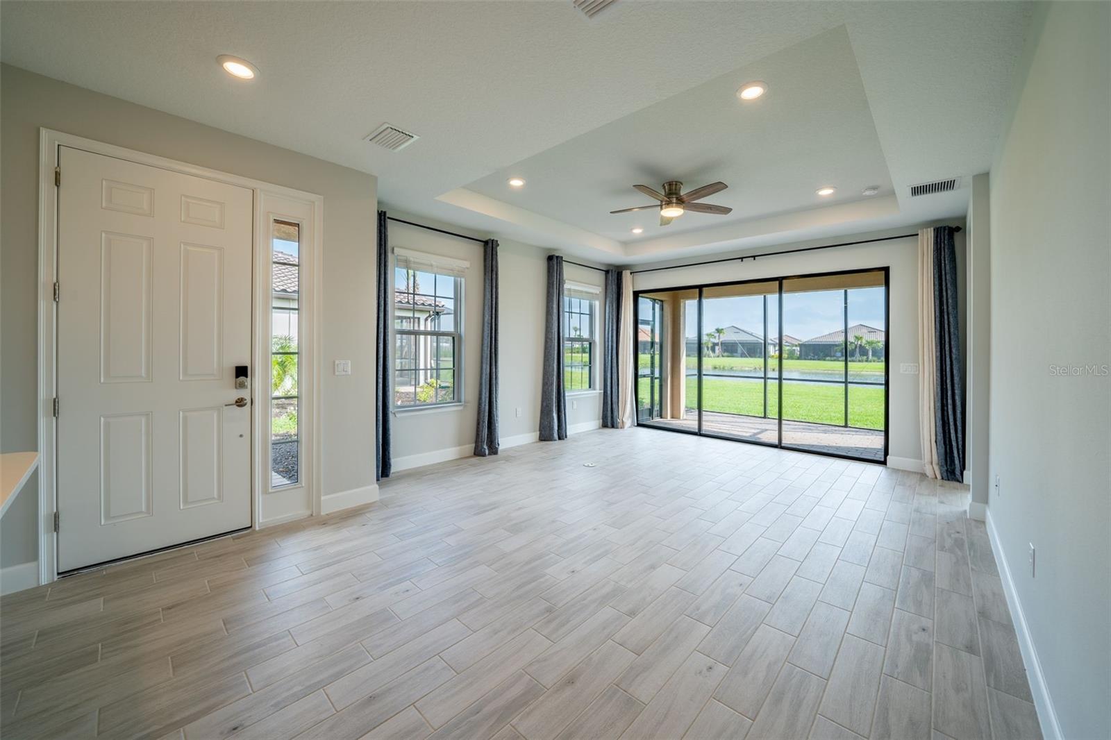 Image 23 of 78 For 10449 Morning Mist Lane