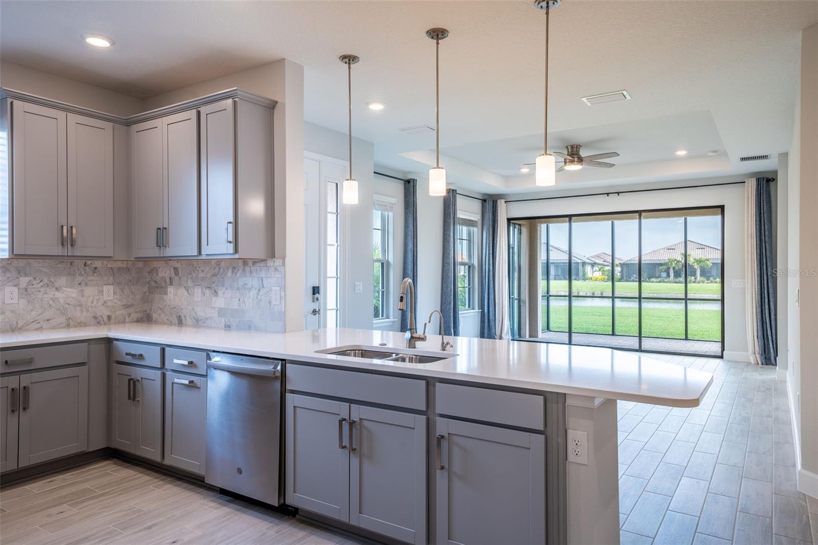 Image 28 of 78 For 10449 Morning Mist Lane