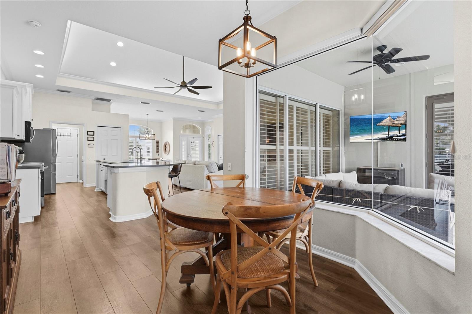 Image 22 of 83 For 6582 Waters Edge Way