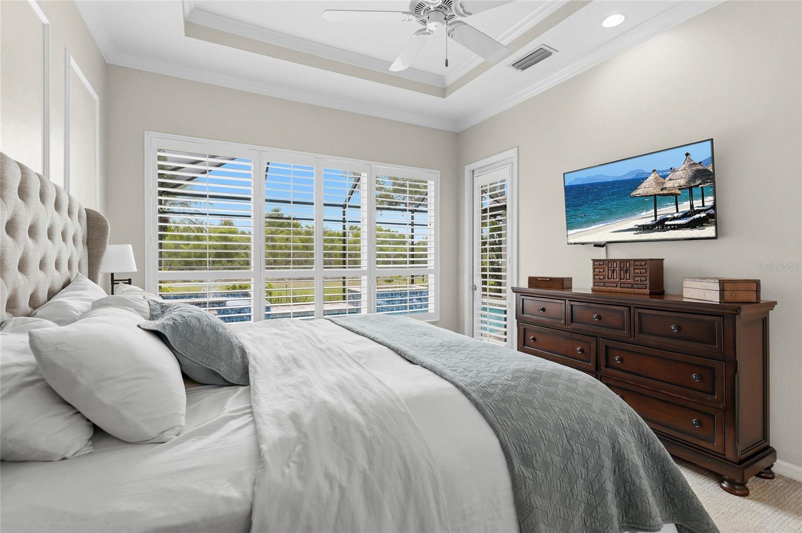 Image 28 of 83 For 6582 Waters Edge Way