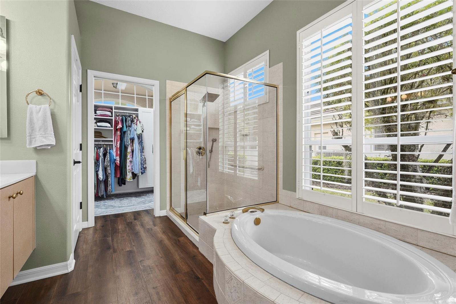 Image 31 of 83 For 6582 Waters Edge Way