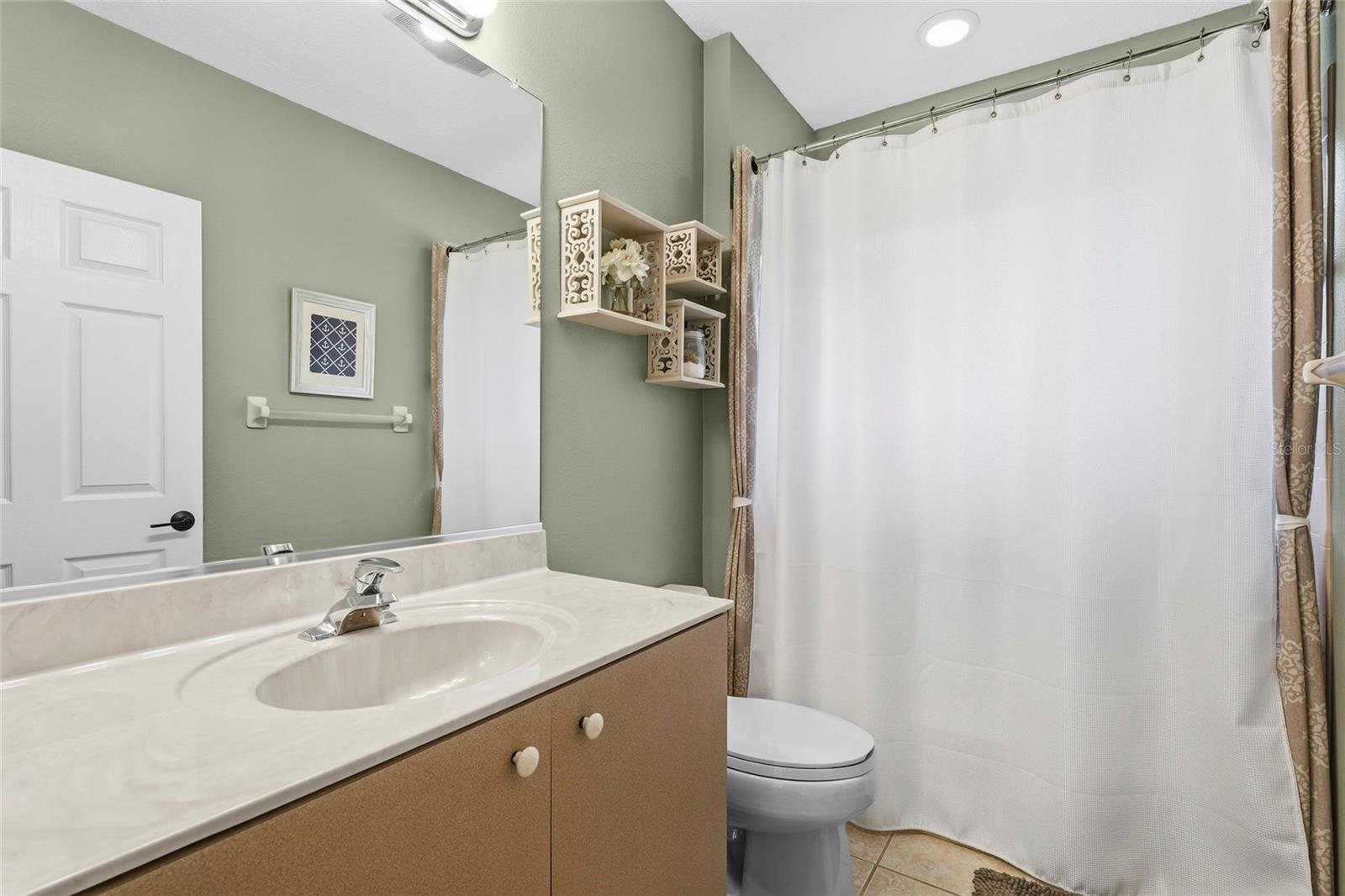 Image 37 of 83 For 6582 Waters Edge Way