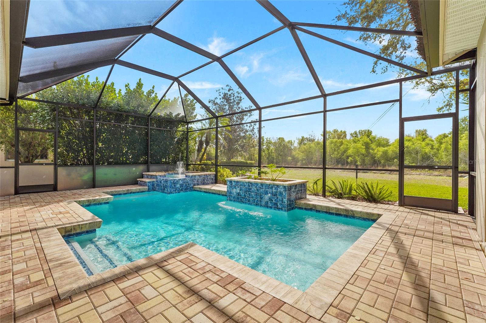 Image 46 of 83 For 6582 Waters Edge Way