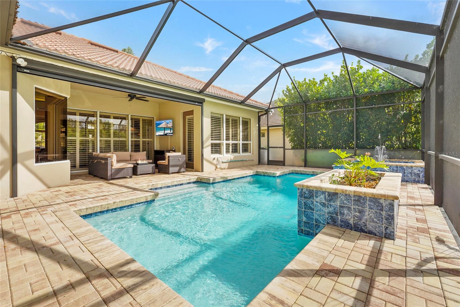 Image 47 of 83 For 6582 Waters Edge Way