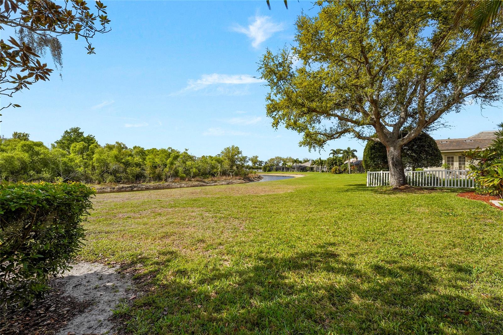 Image 57 of 83 For 6582 Waters Edge Way