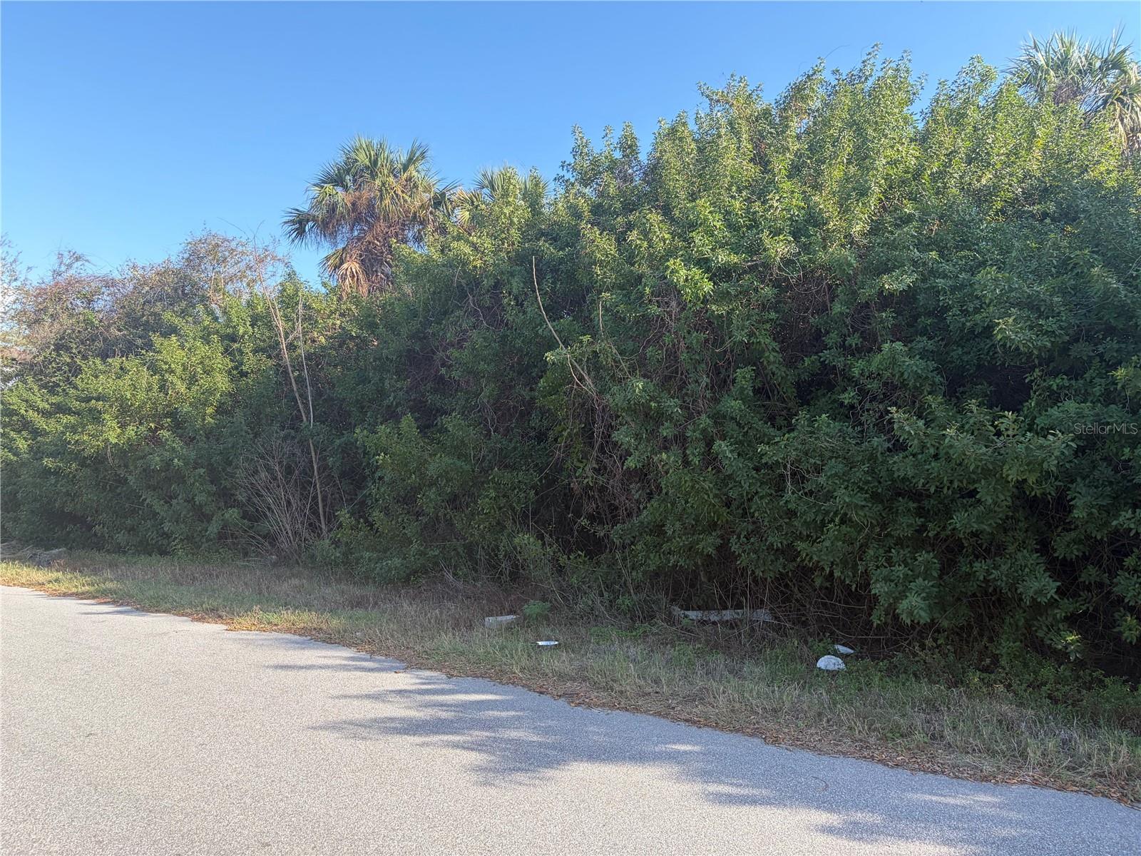 Image 3 of 3 For 14499 Ransom Avenue