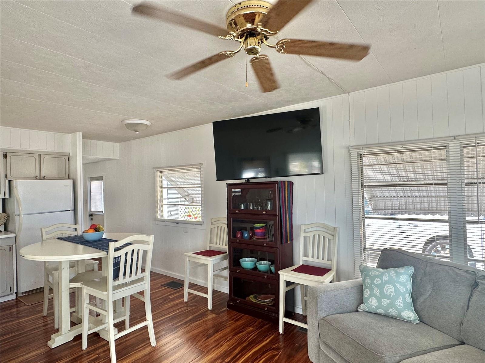 Image 19 of 40 For 1501 25th Avenue Drive W