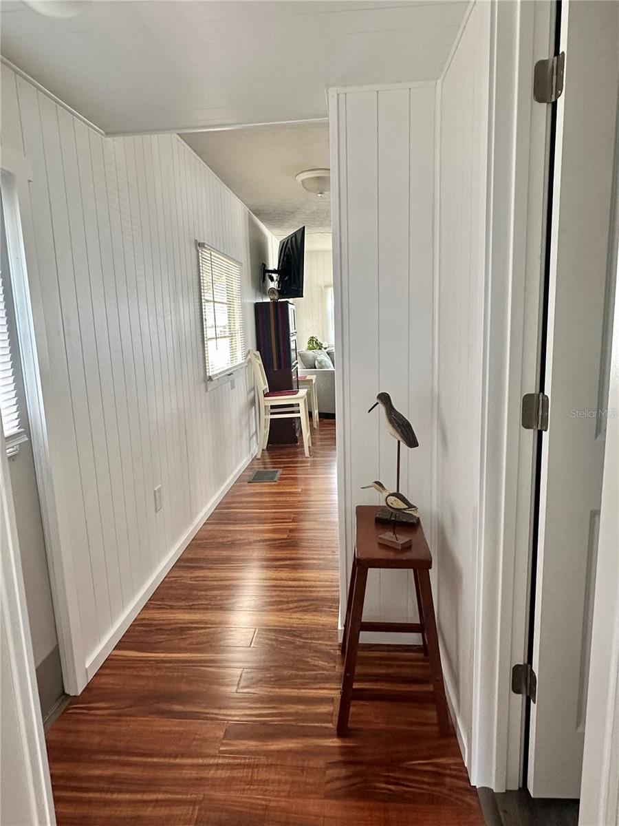 Image 24 of 40 For 1501 25th Avenue Drive W