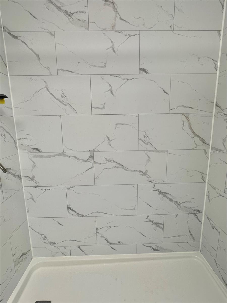 Image 29 of 40 For 1501 25th Avenue Drive W