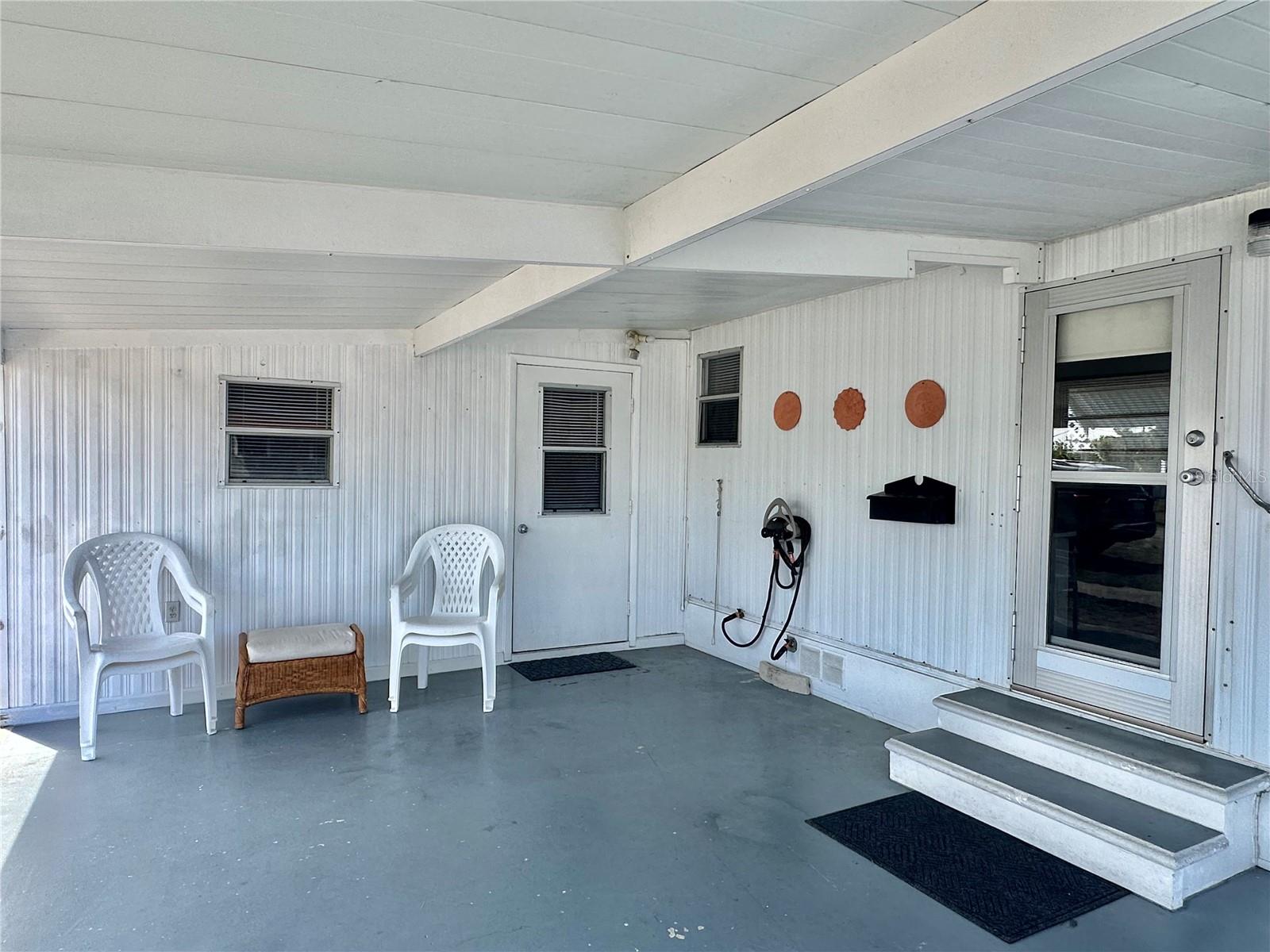 Image 3 of 40 For 1501 25th Avenue Drive W