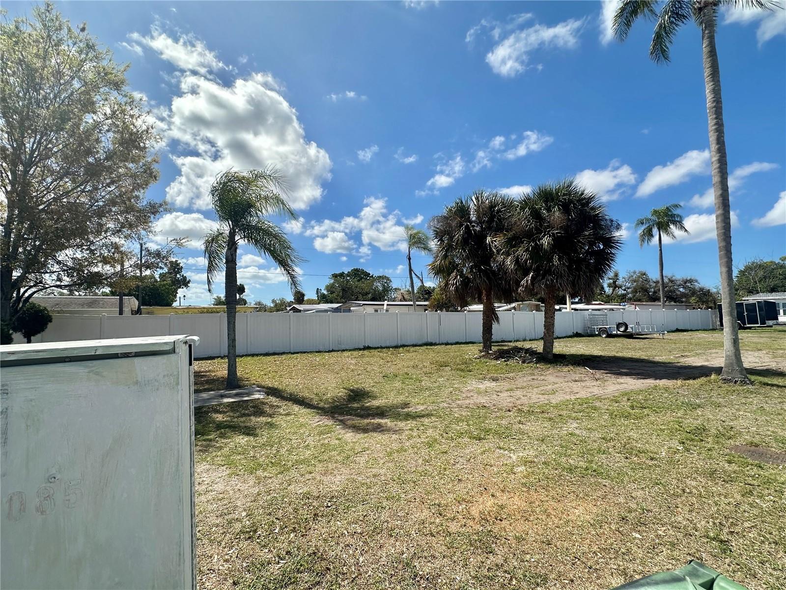 Image 6 of 40 For 1501 25th Avenue Drive W