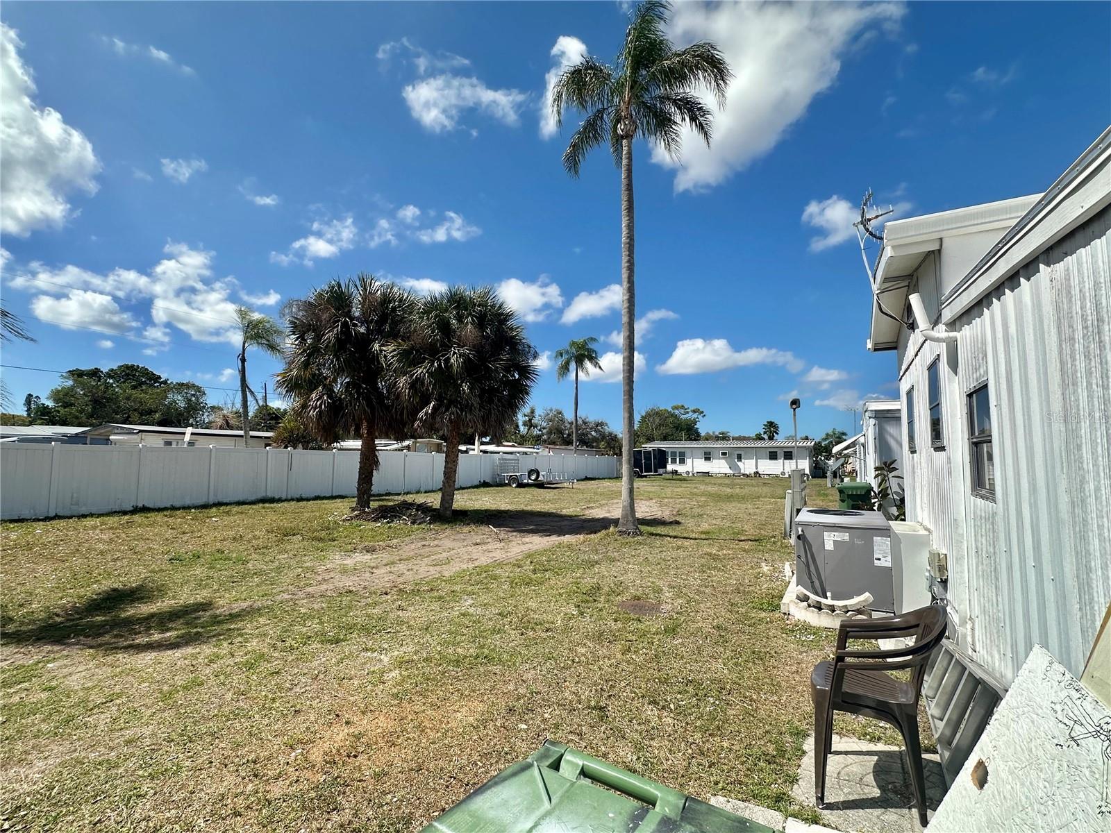 Image 7 of 40 For 1501 25th Avenue Drive W