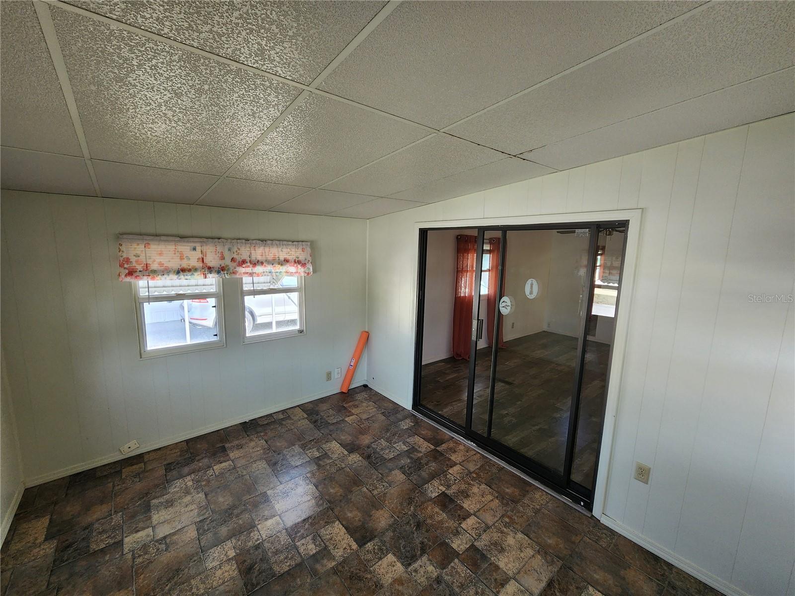 Image 11 of 36 For 808 53rd Avenue E 191