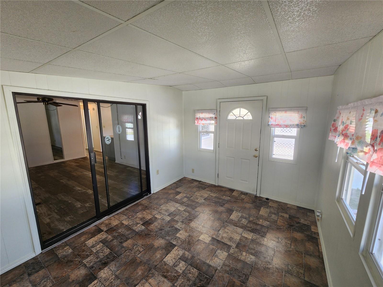 Image 13 of 36 For 808 53rd Avenue E 191