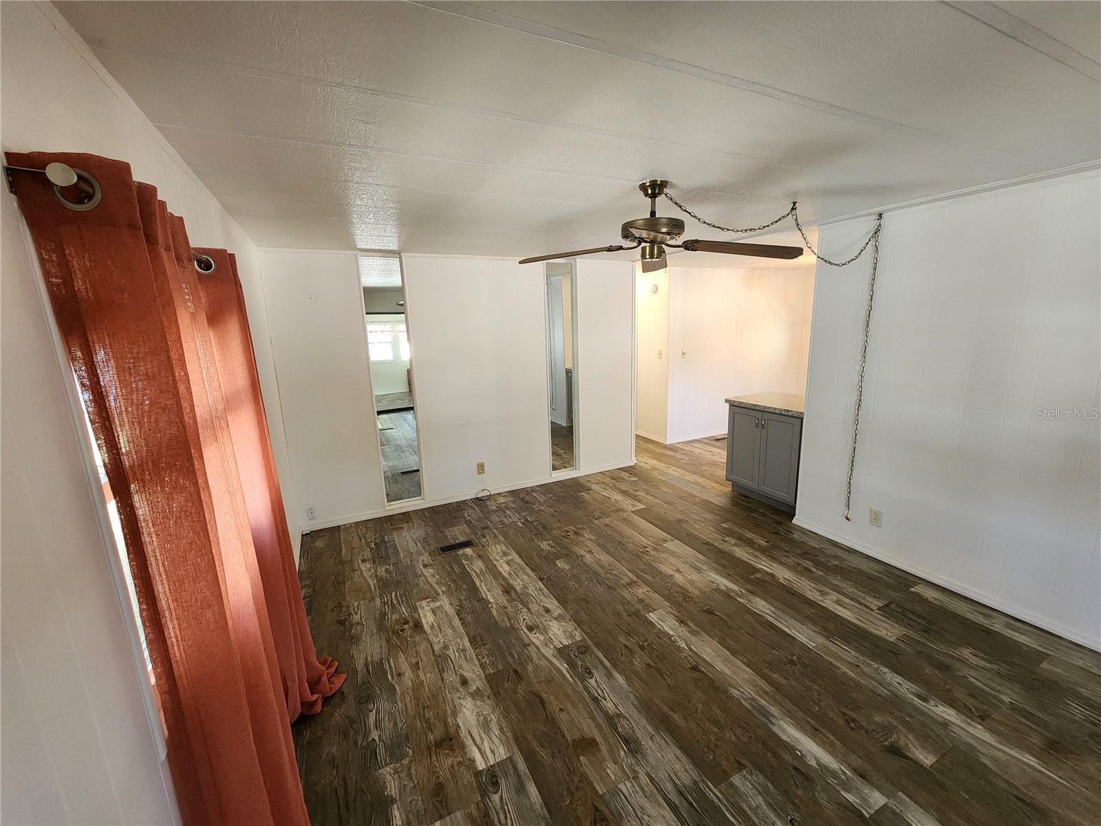 Image 15 of 36 For 808 53rd Avenue E 191