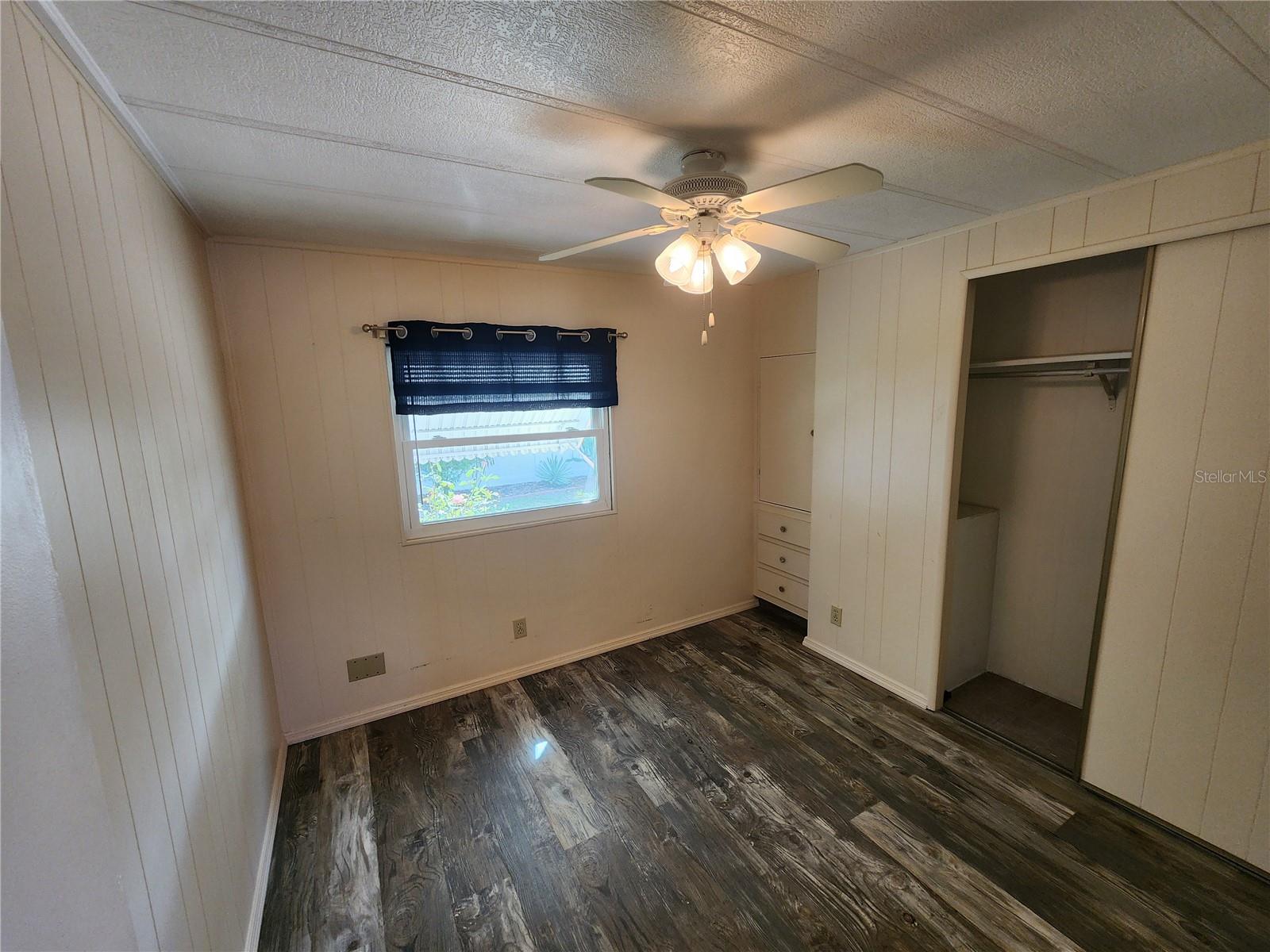 Image 19 of 36 For 808 53rd Avenue E 191