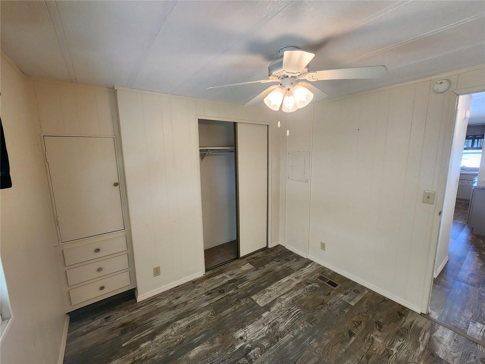 Image 21 of 36 For 808 53rd Avenue E 191