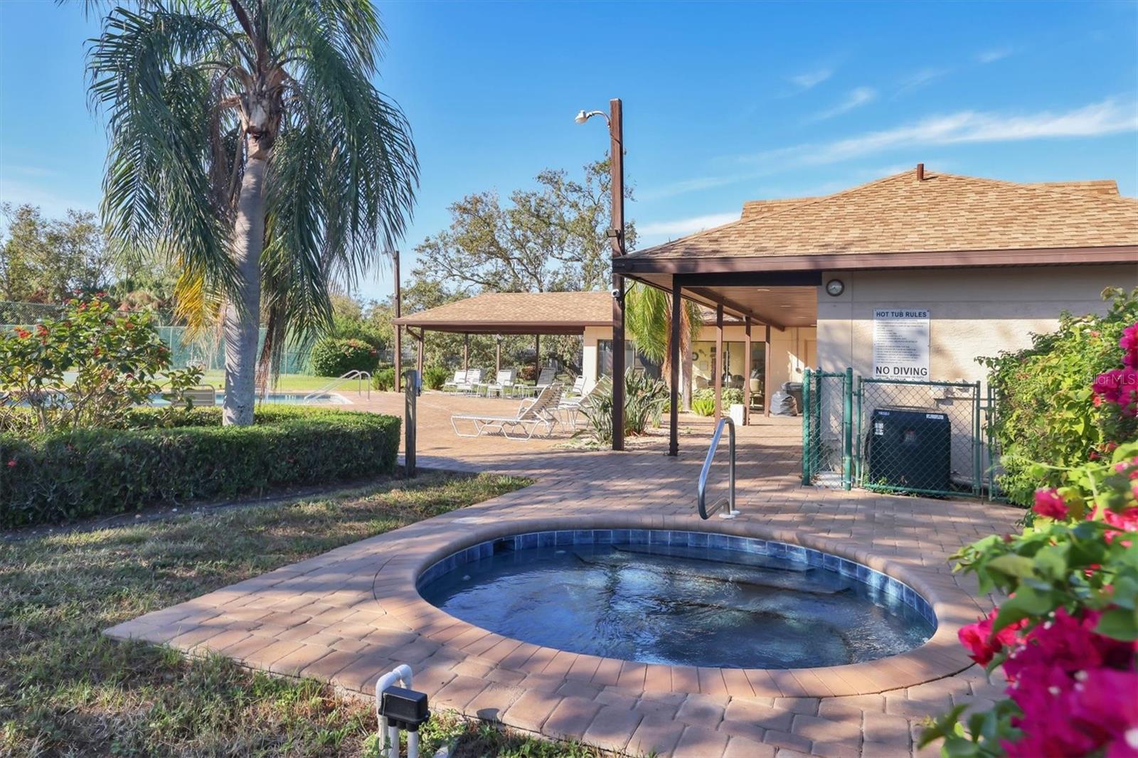 Image 27 of 34 For 3468 51st Avenue Drive W